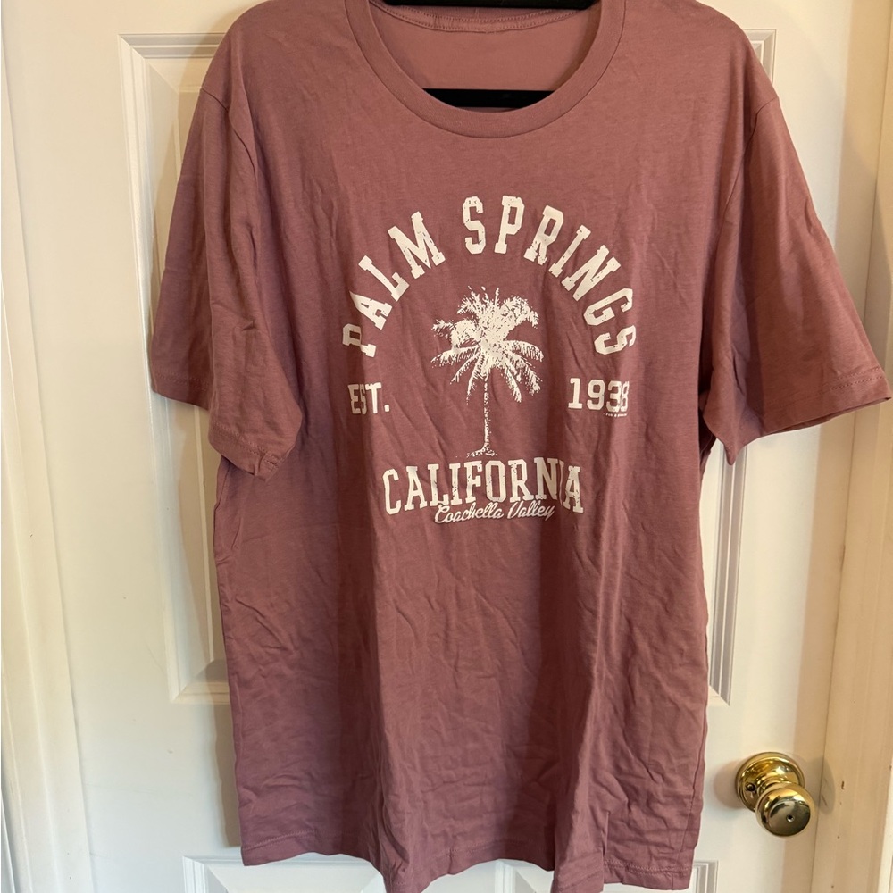 Palm Springs Graphic T-Shirt - Mauve